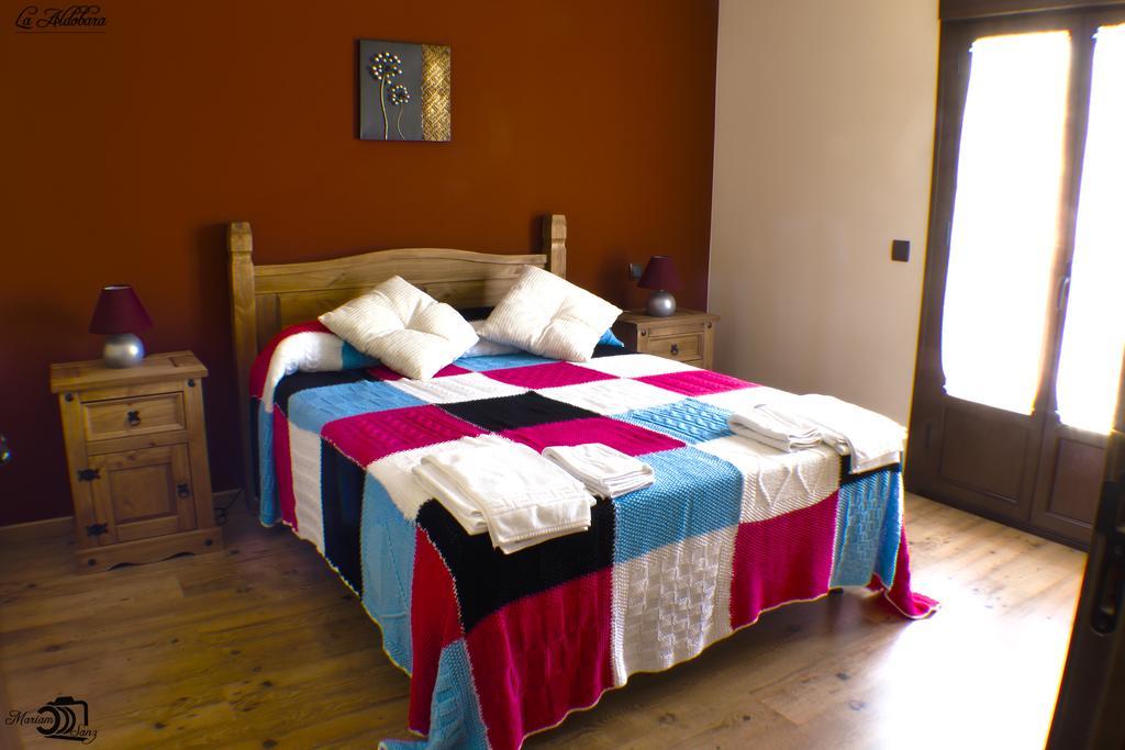 Apartamentos Rurales El Calama Сарса-де-Гранаділья Екстер'єр фото